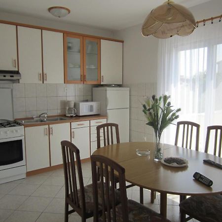 Ivic Apartments Vodice Croatia Экстерьер фото