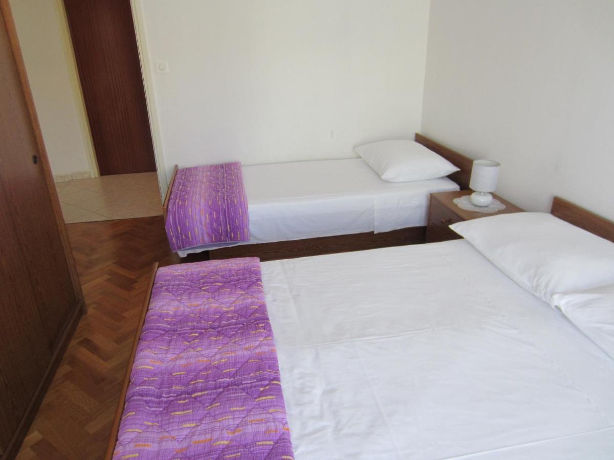 Ivic Apartments Vodice Croatia Экстерьер фото