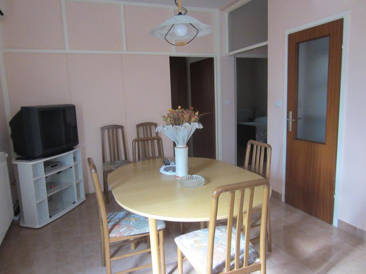 Ivic Apartments Vodice Croatia Экстерьер фото