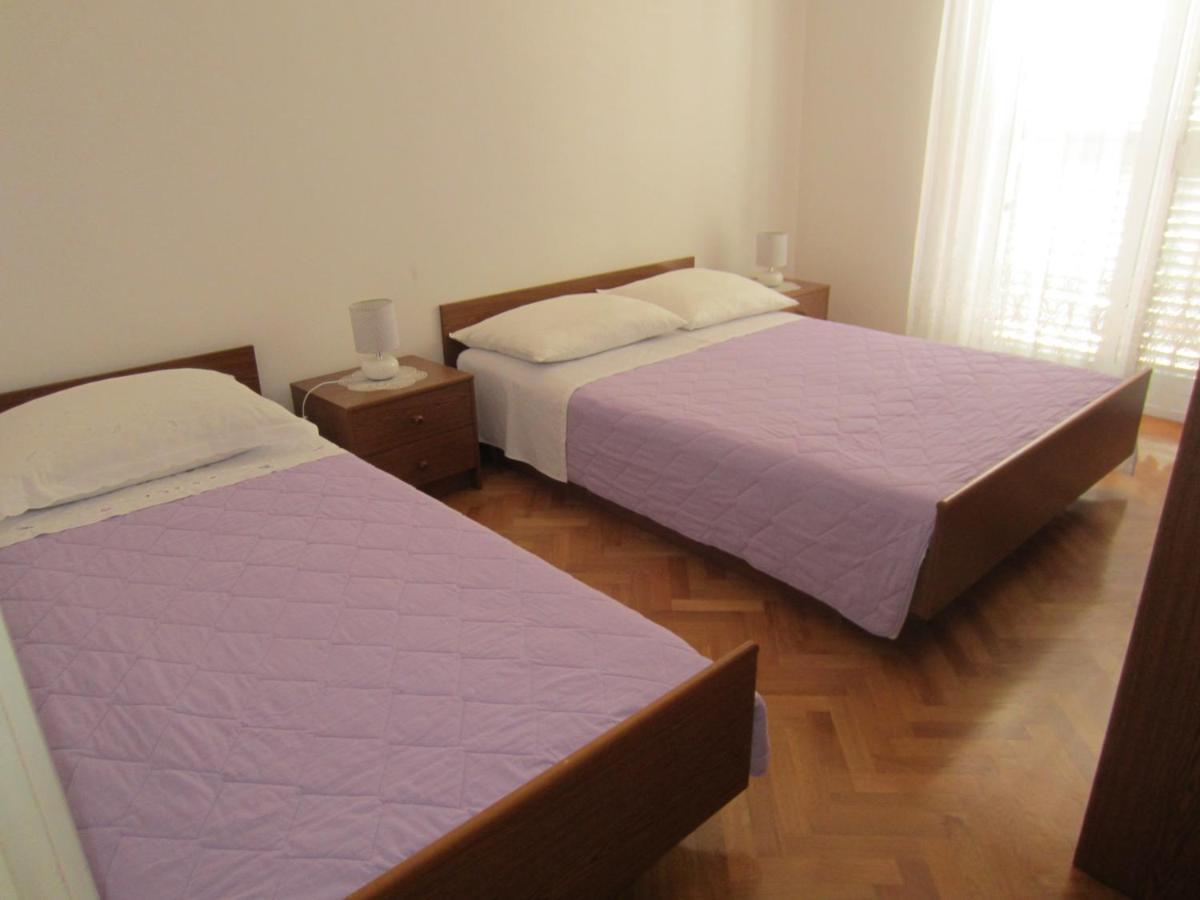 Ivic Apartments Vodice Croatia Экстерьер фото