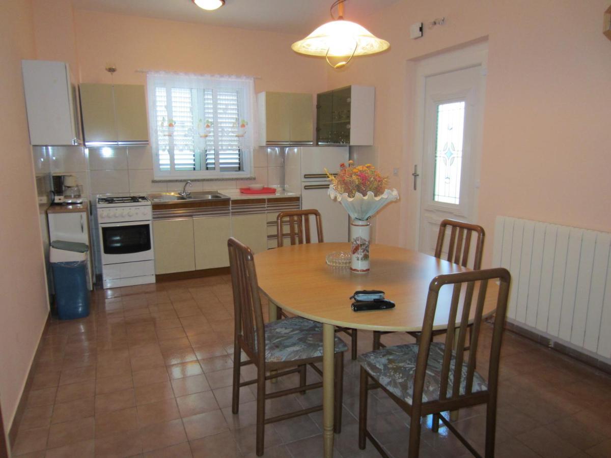 Ivic Apartments Vodice Croatia Экстерьер фото